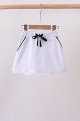 Snow white scallop hem bow skort - Aaria Tees