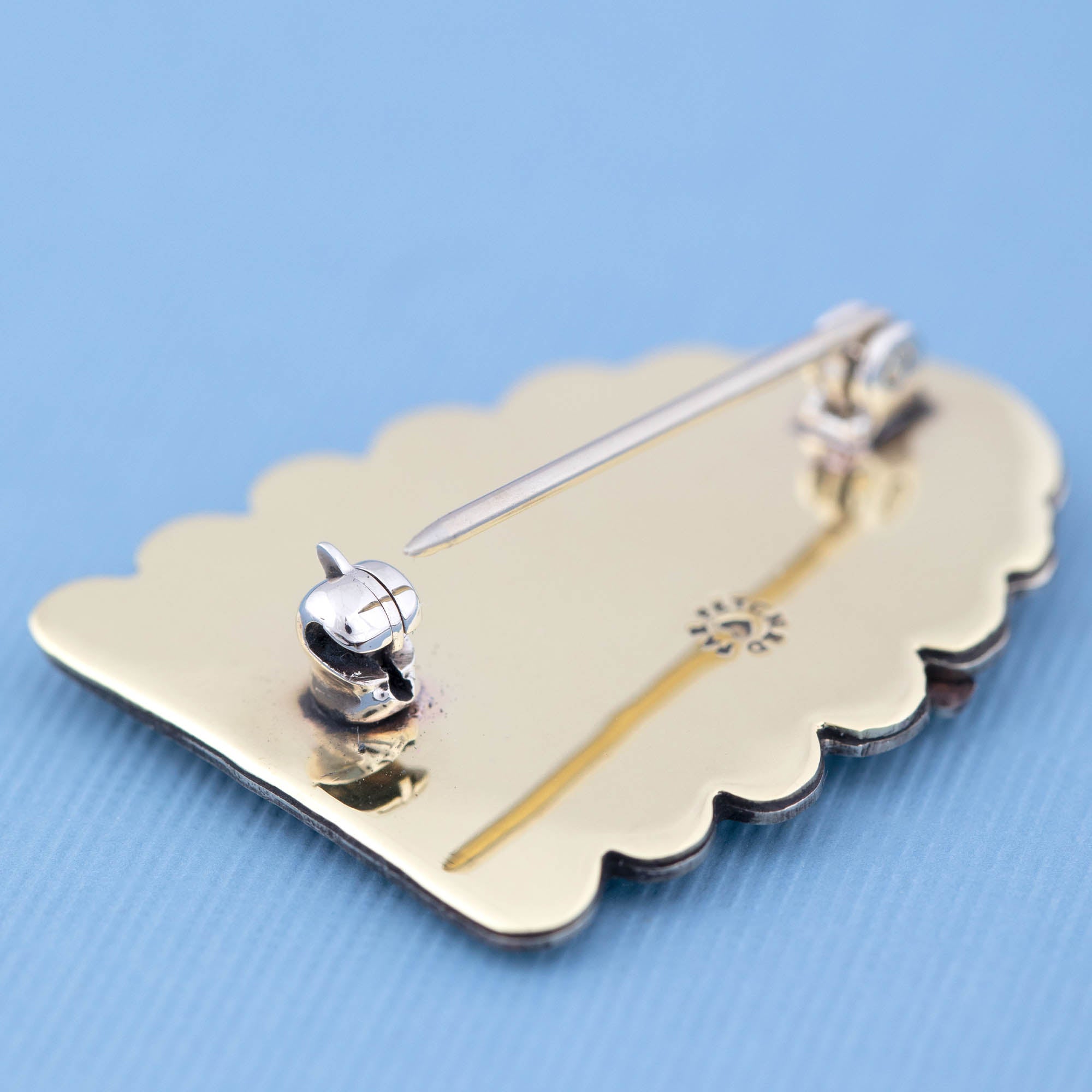 Beehive Mixed Metal Pin - Aaria Tees Aaria Tees
