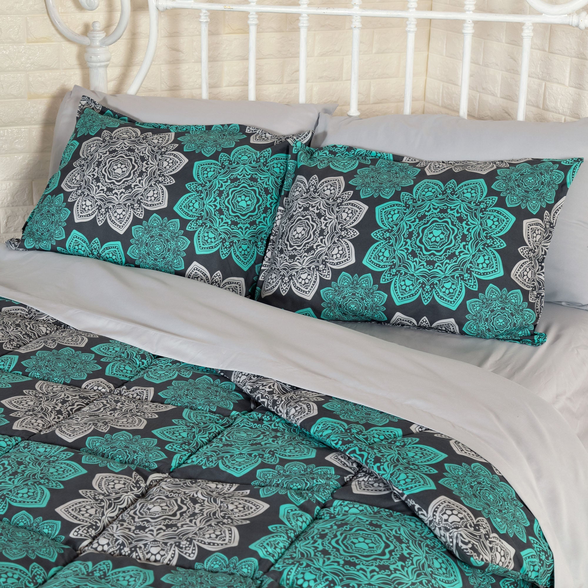 Mandala Paws 7-Piece Microfiber Comforter Set - Aaria Tees Aaria Tees