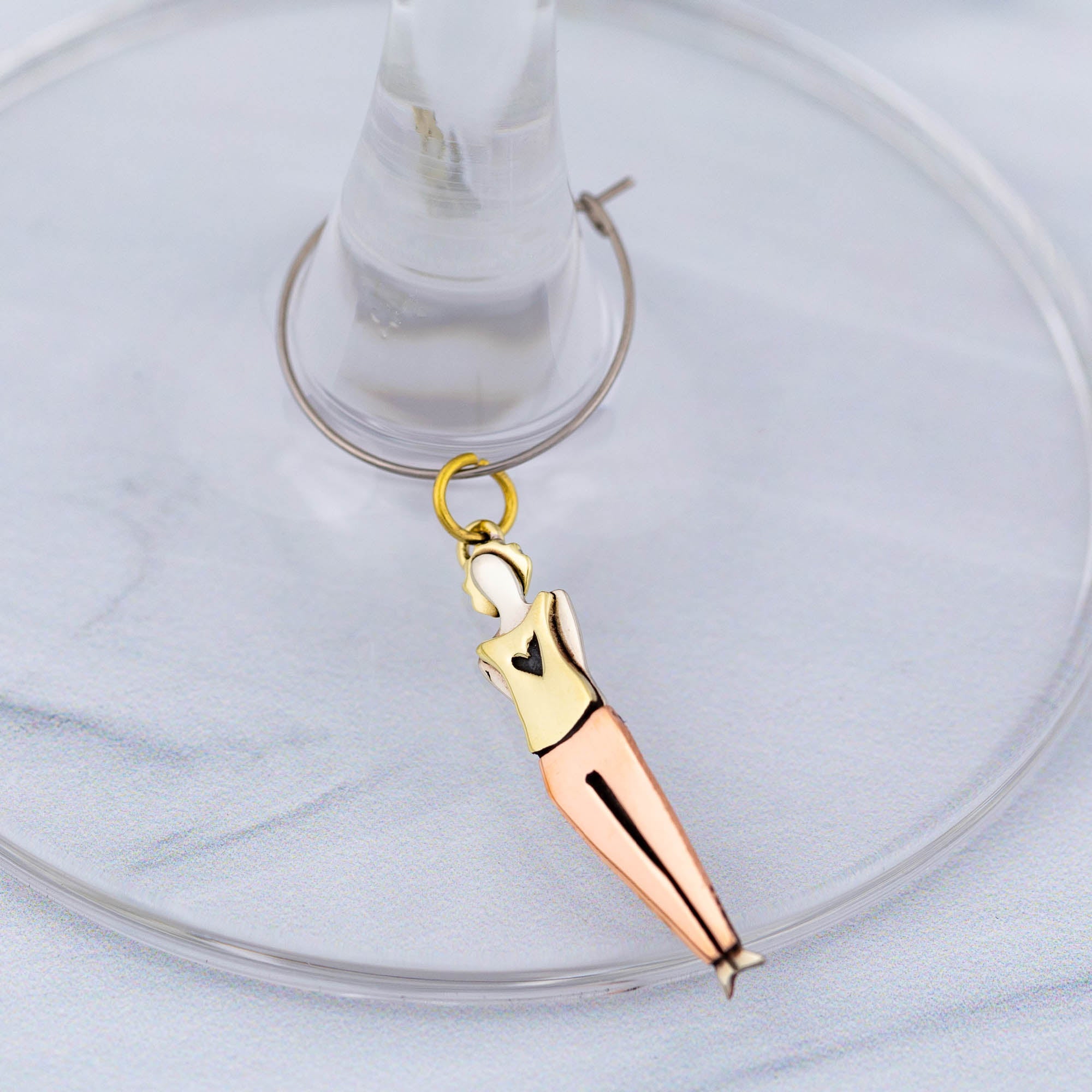 Between Sisters Wine Charms - Set of 4 - Aaria Tees Aaria Tees