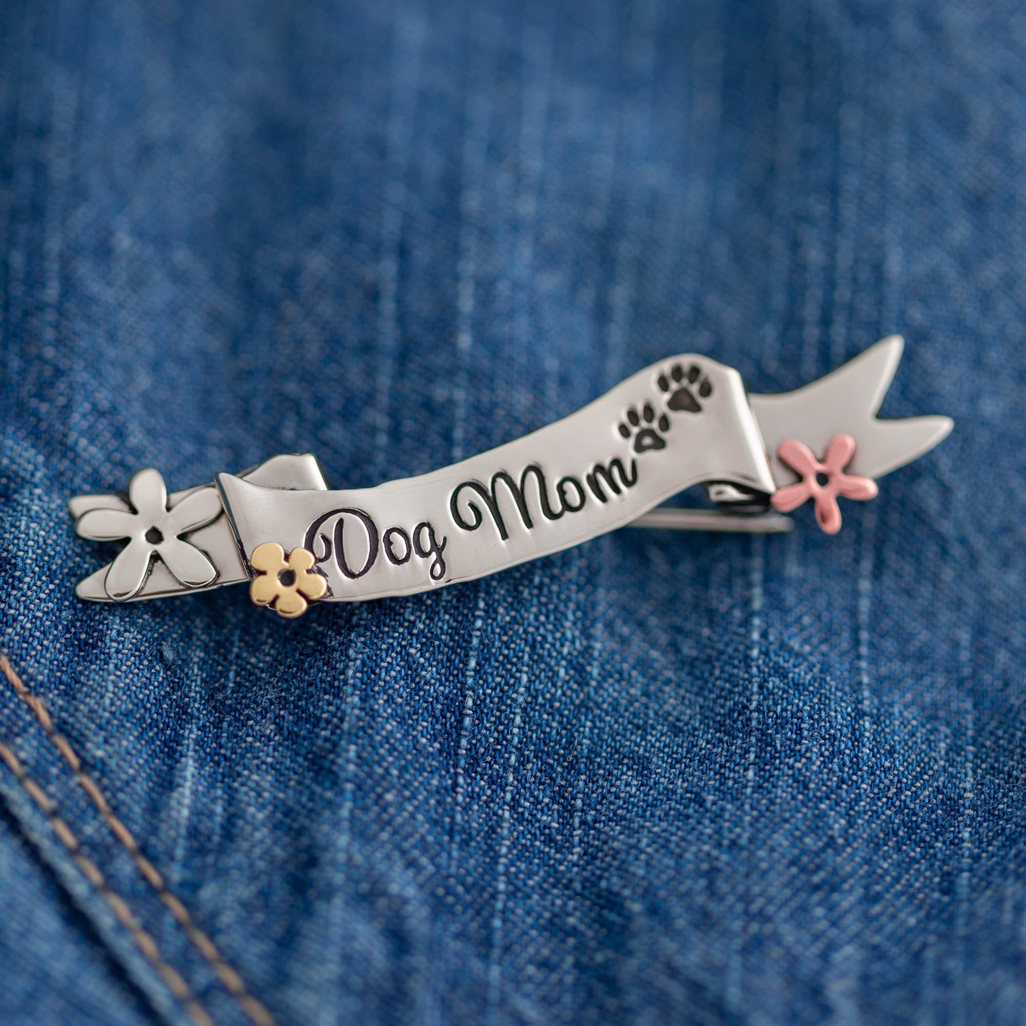 Pet Mom Mixed Metal Banner Pin - Aaria Tees Aaria Tees