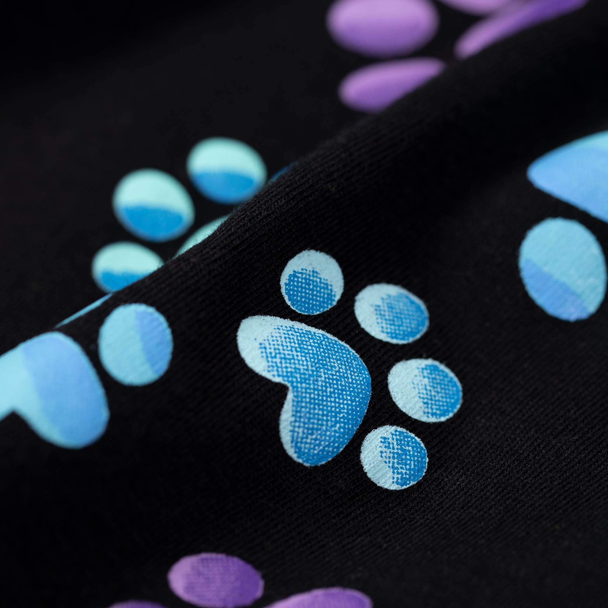 Tumbling Paws Gradient Short Sleeve T-Shirt - Aaria Tees Aaria Tees