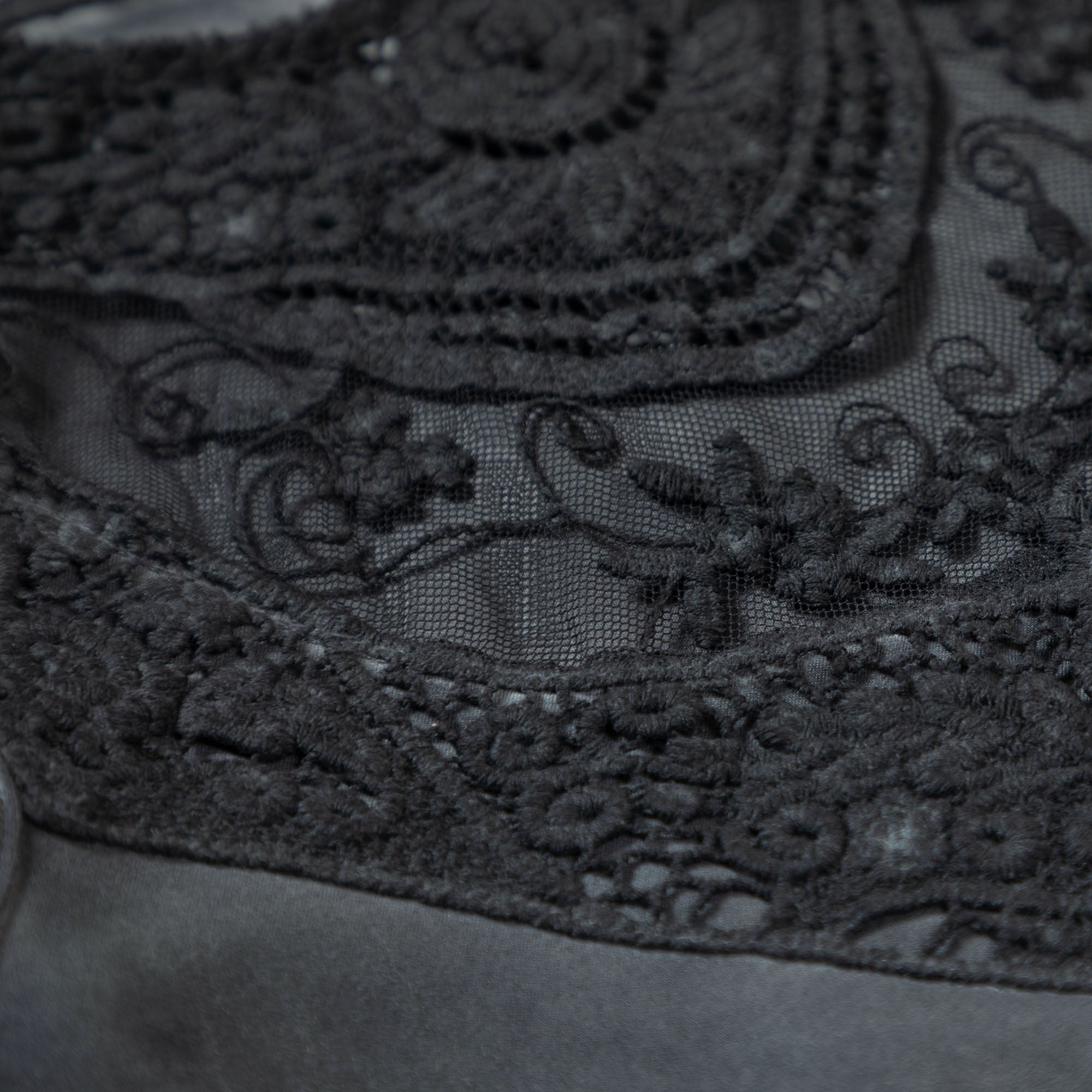 Lace Front Sleeveless Top - Aaria Tees Aaria Tees