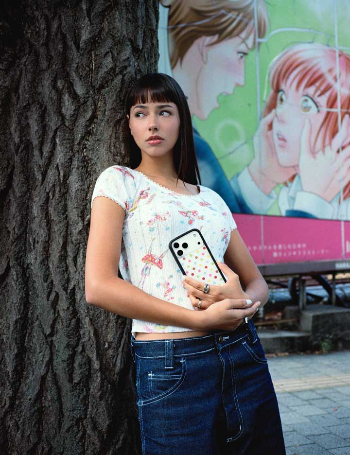  Aaria Tees