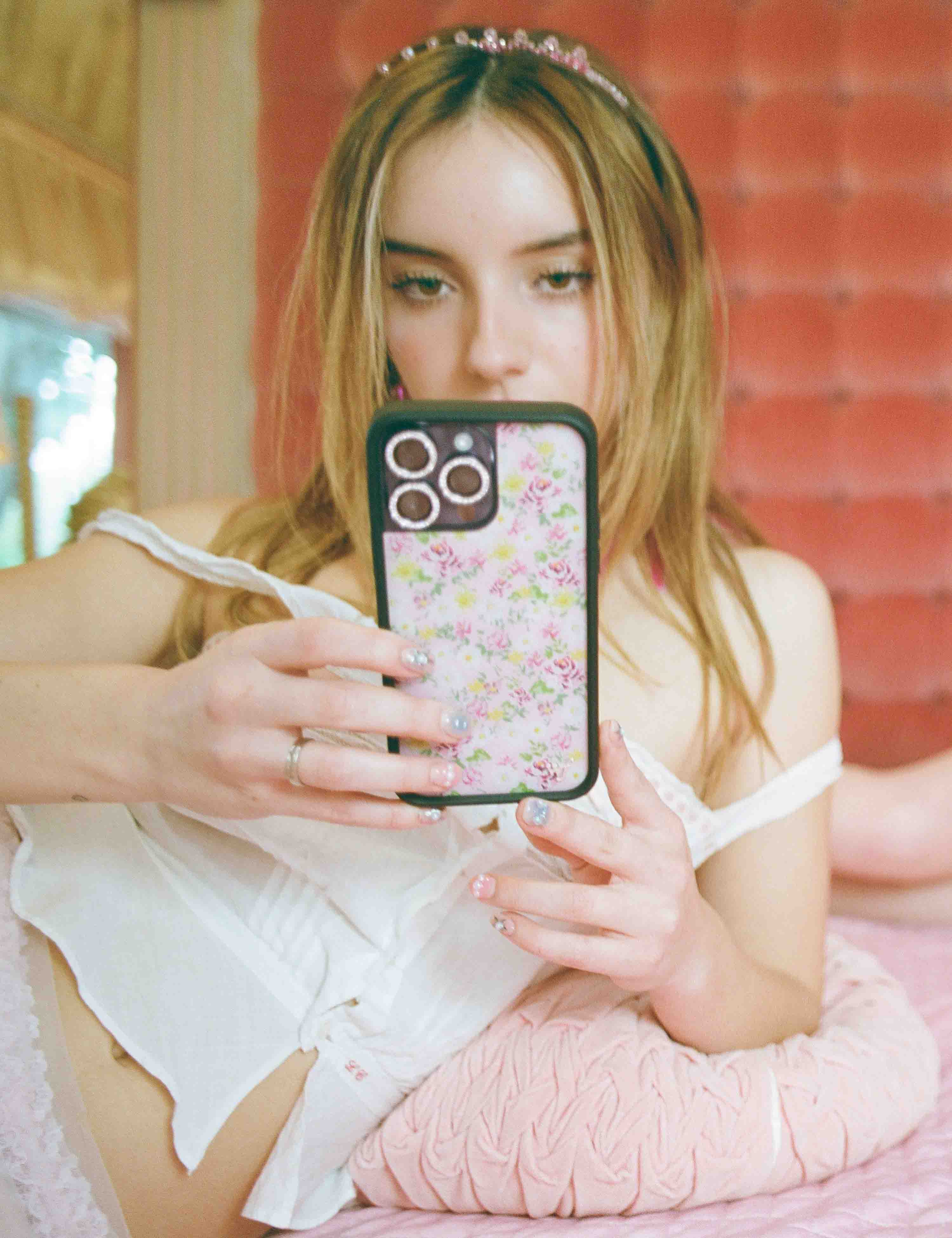 Daisy Lynn Floral iPhone Case - Aaria Tees Aaria Tees