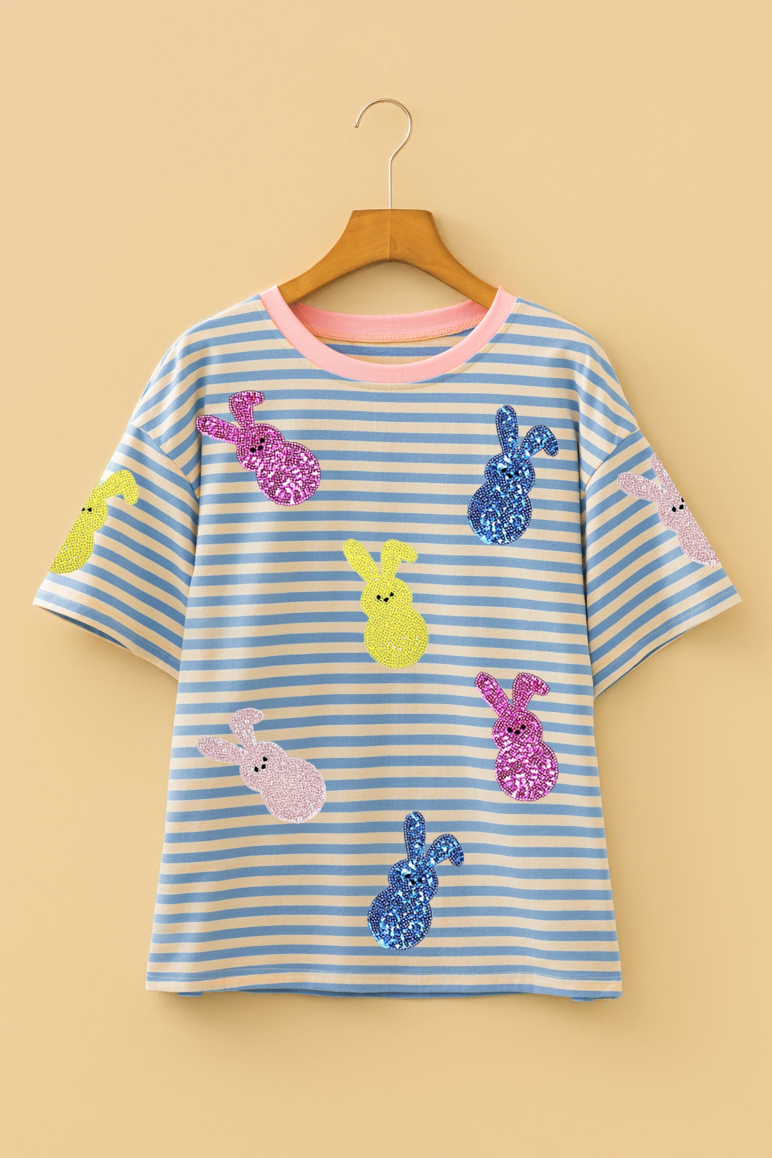  Aaria Tees