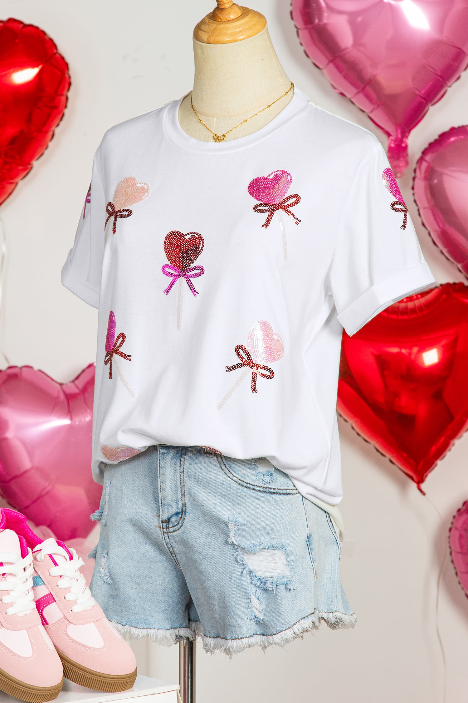  Aaria Tees