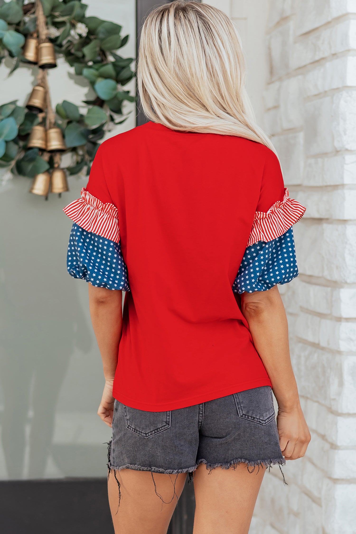  Aaria Tees
