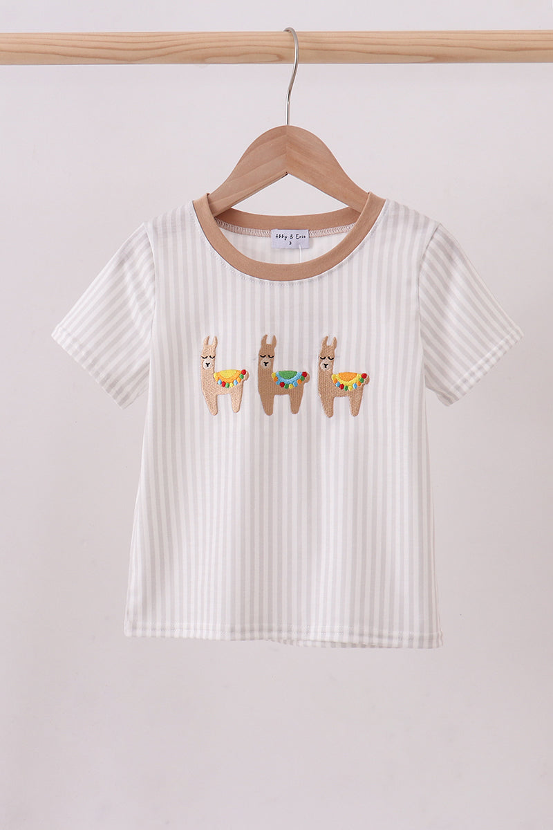  Aaria Tees