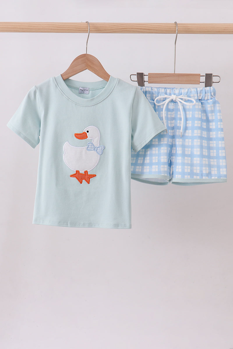  Aaria Tees