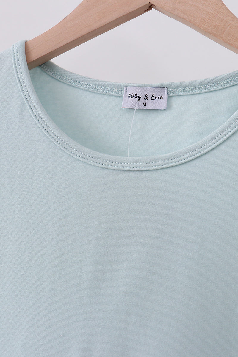  Aaria Tees