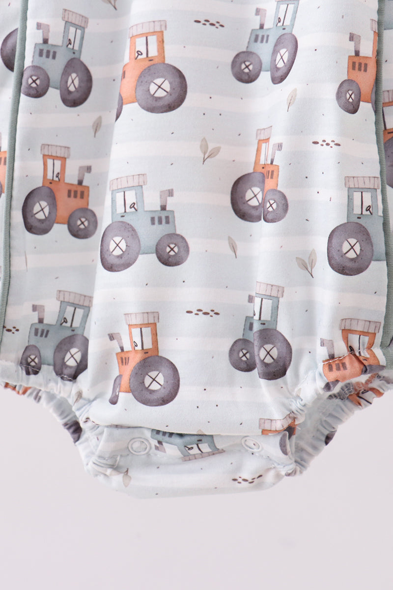  Aaria Tees