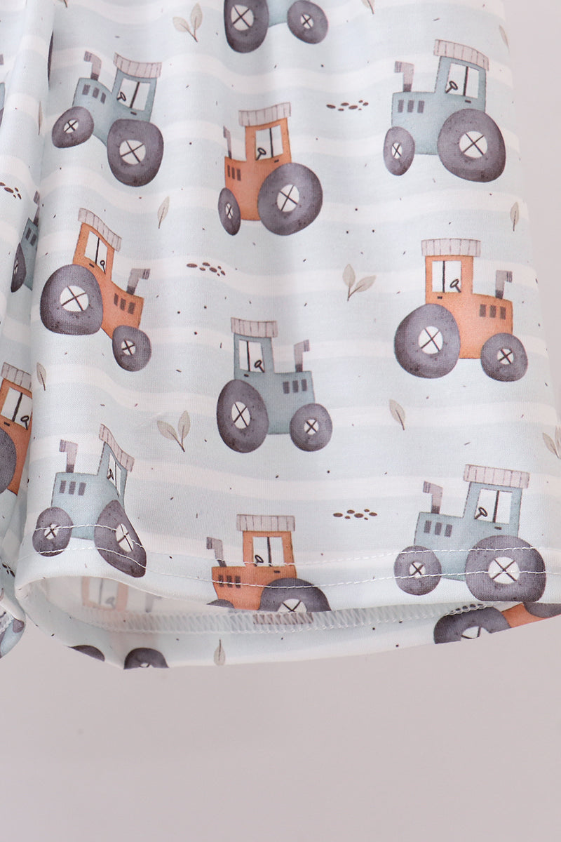  Aaria Tees