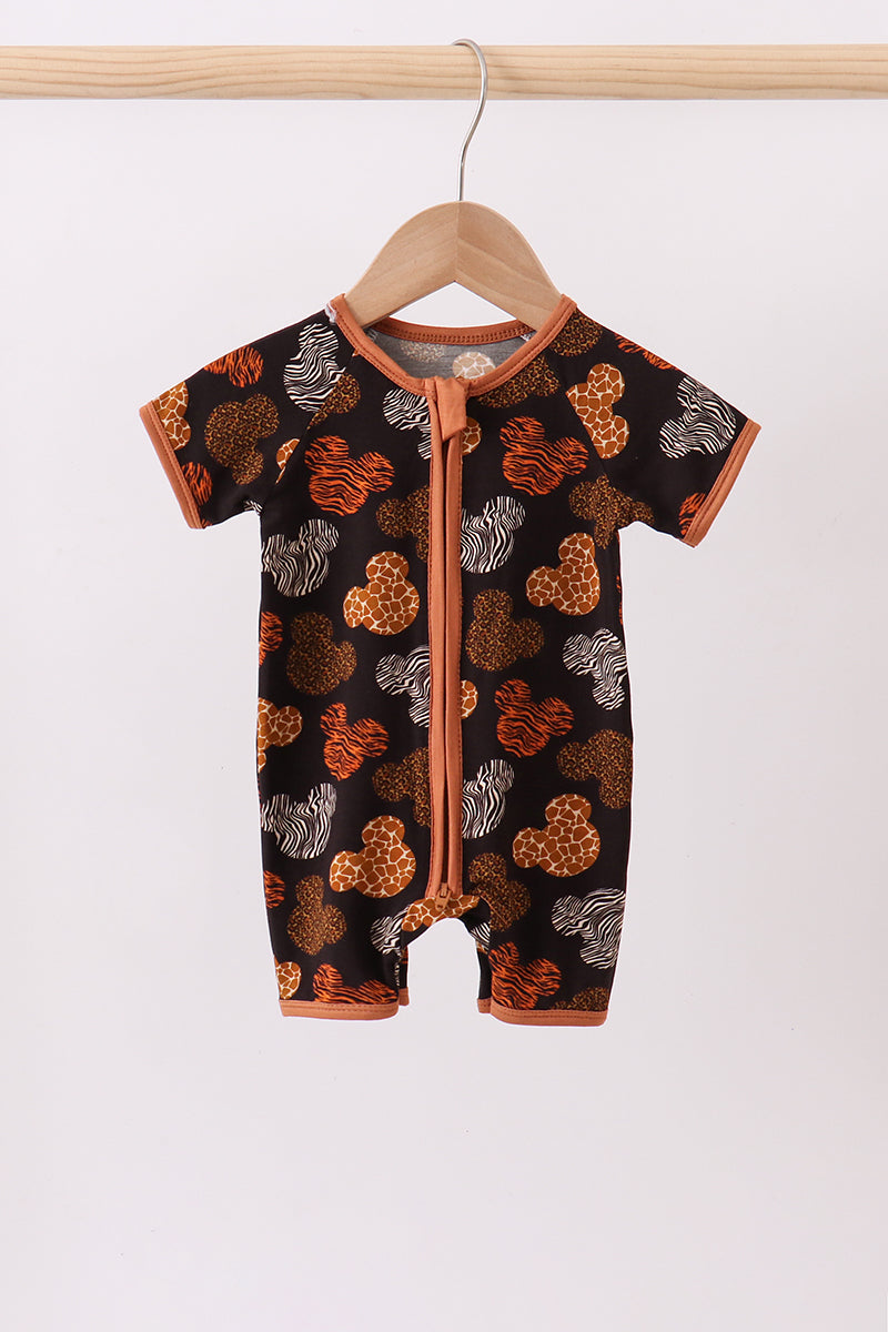  Aaria Tees