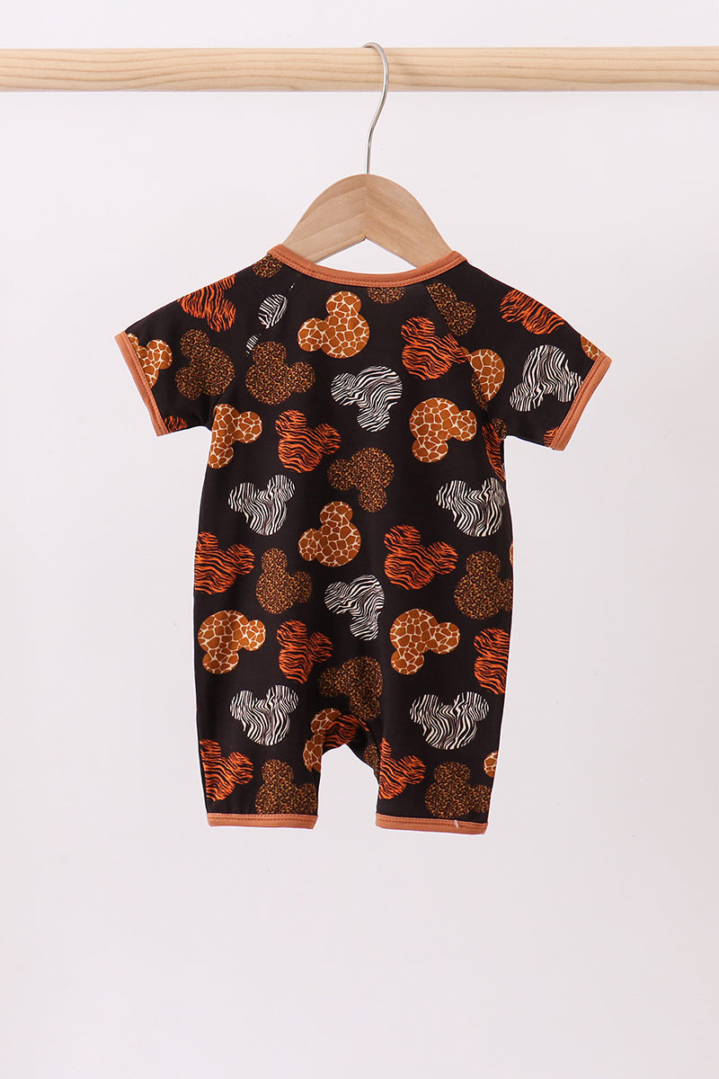  Aaria Tees