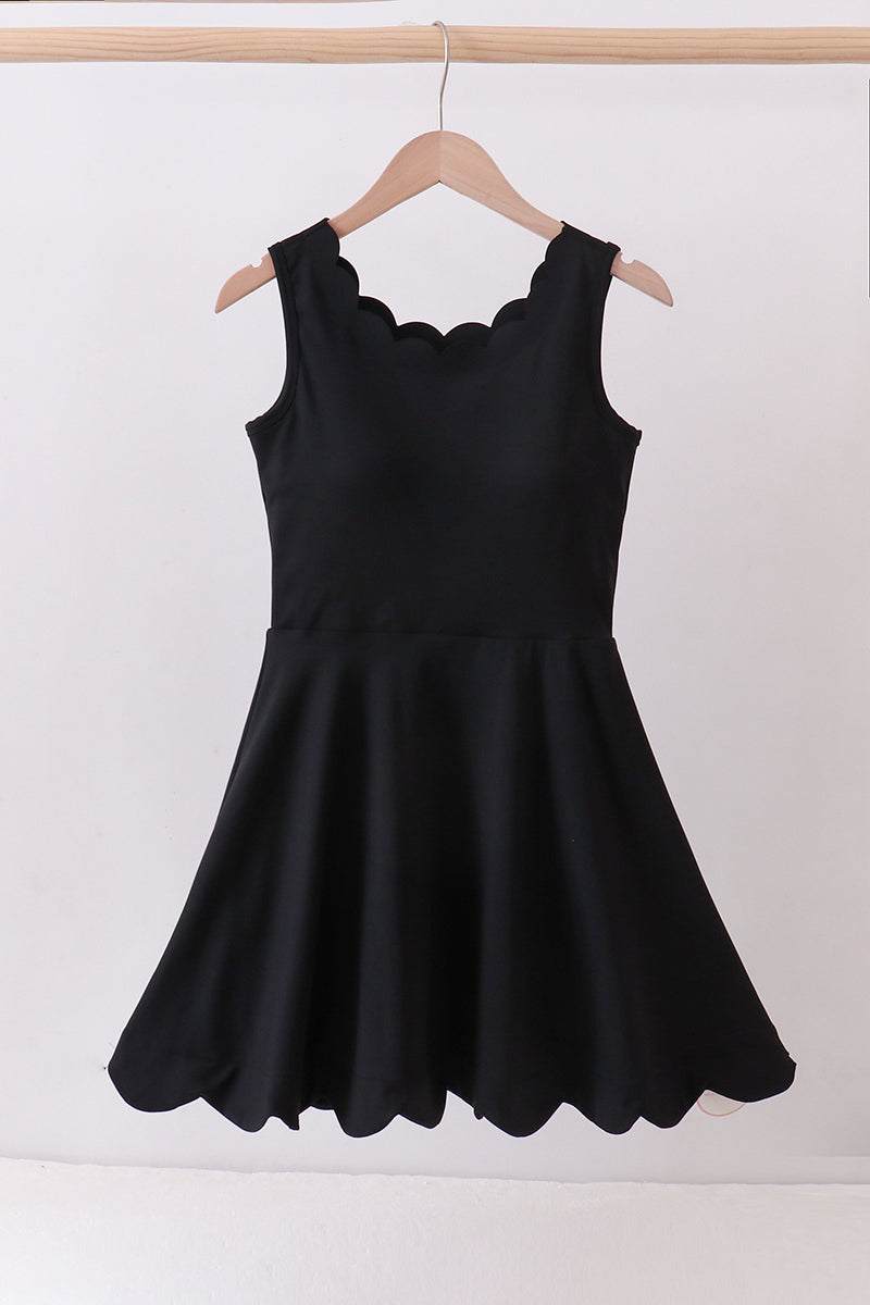 Black scalloped active  mom&me dress - Aaria Tees Aaria Tees