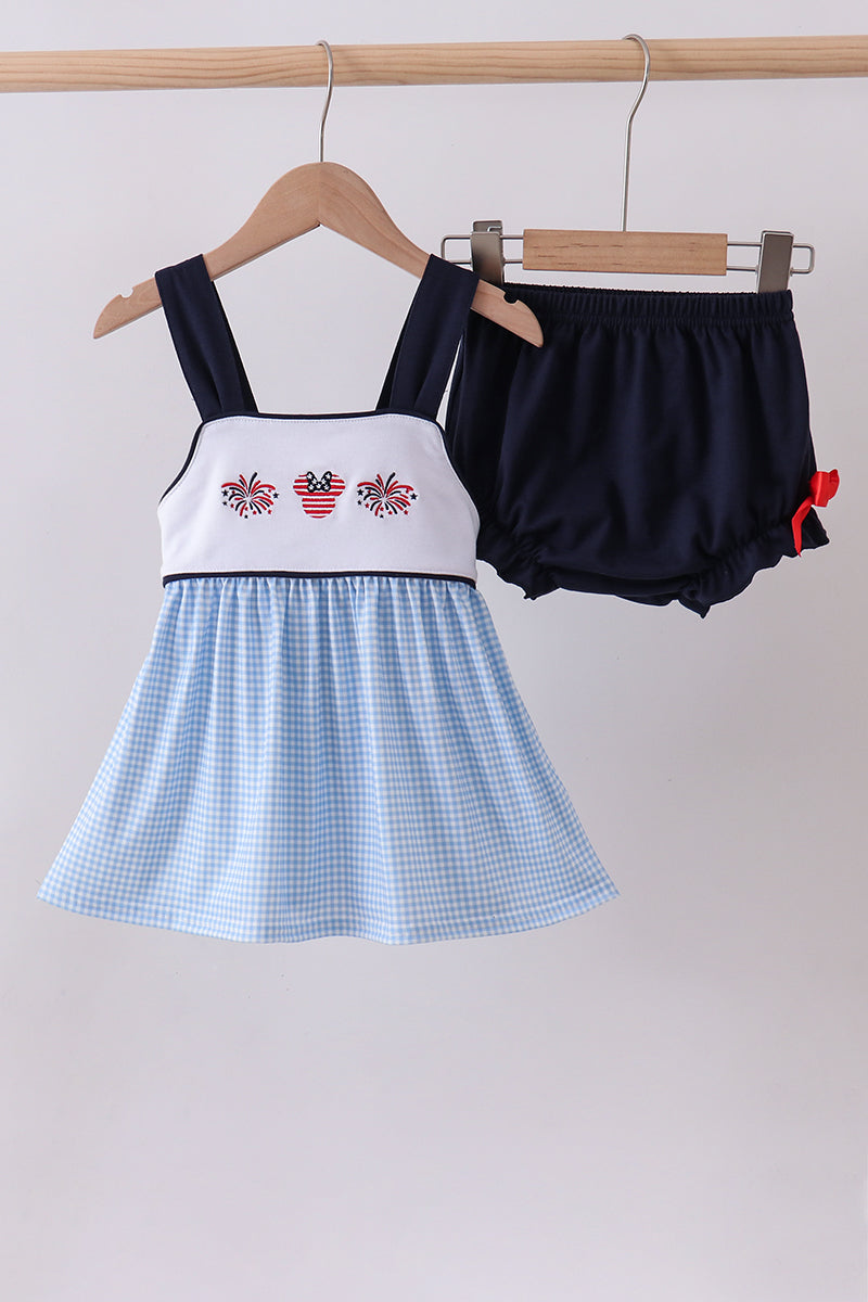  Aaria Tees