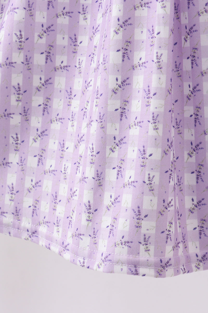  Aaria Tees