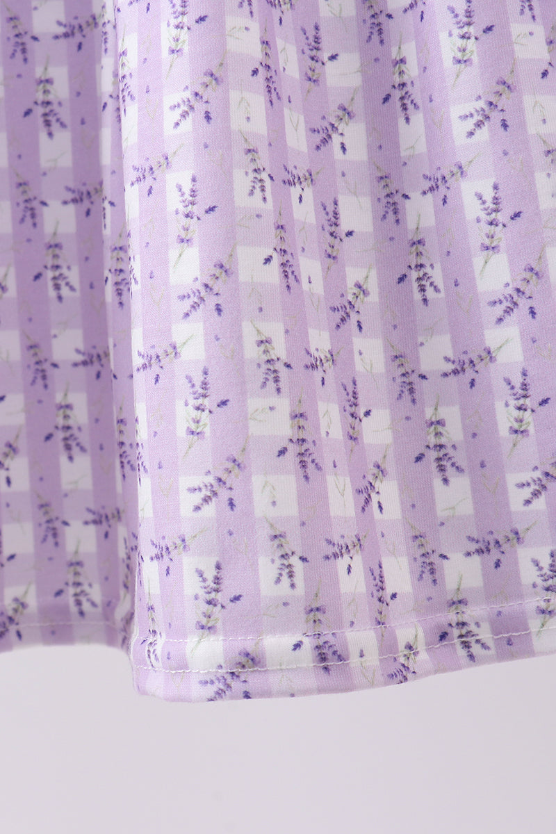  Aaria Tees