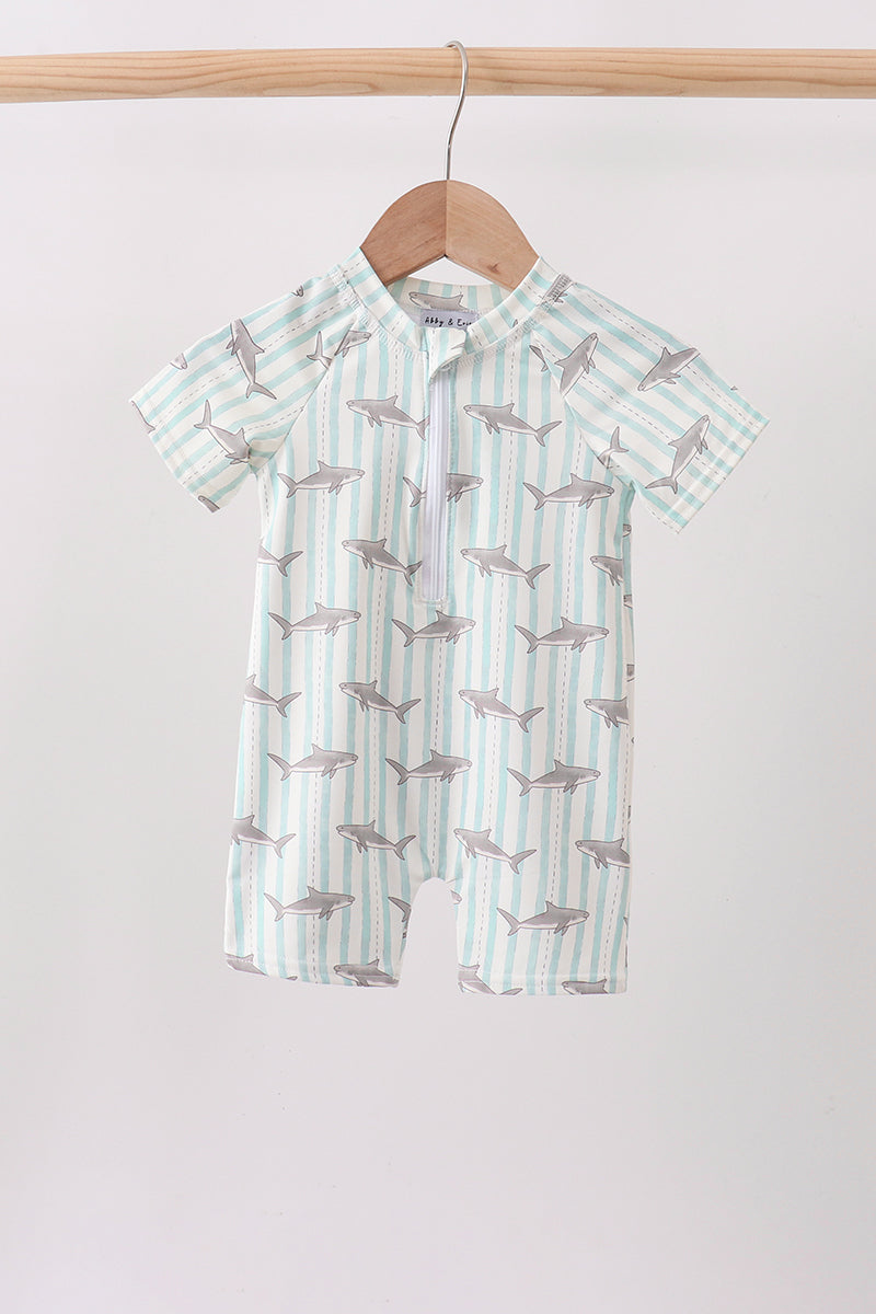  Aaria Tees