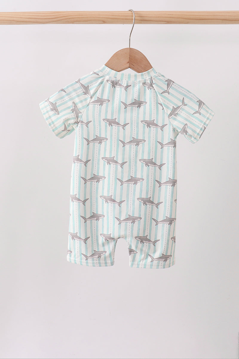  Aaria Tees