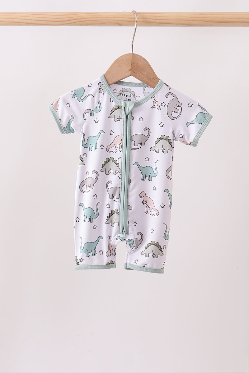  Aaria Tees