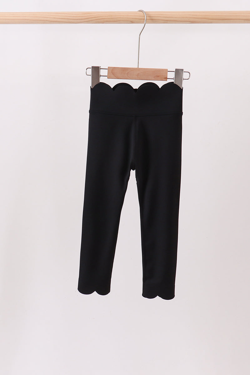 Black Scalloped Yoga Active Leggings - Aaria Tees Aaria Tees