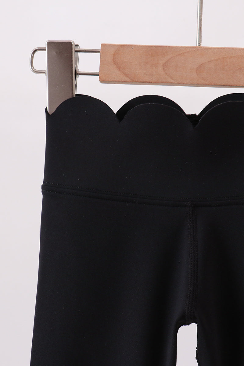 Black Scalloped Yoga Active Leggings - Aaria Tees Aaria Tees