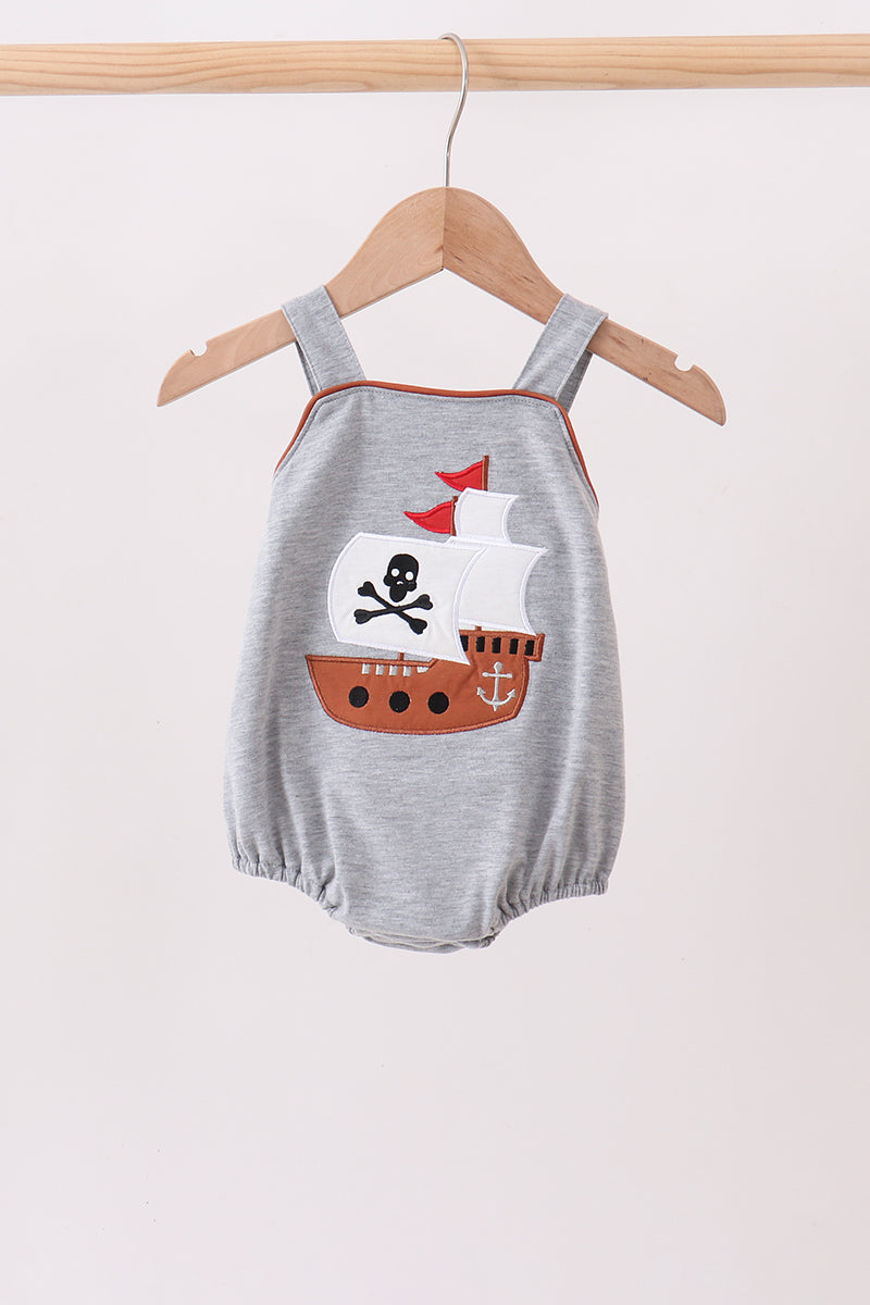 Gray Ship Applique Bubble - Aaria Tees Aaria Tees