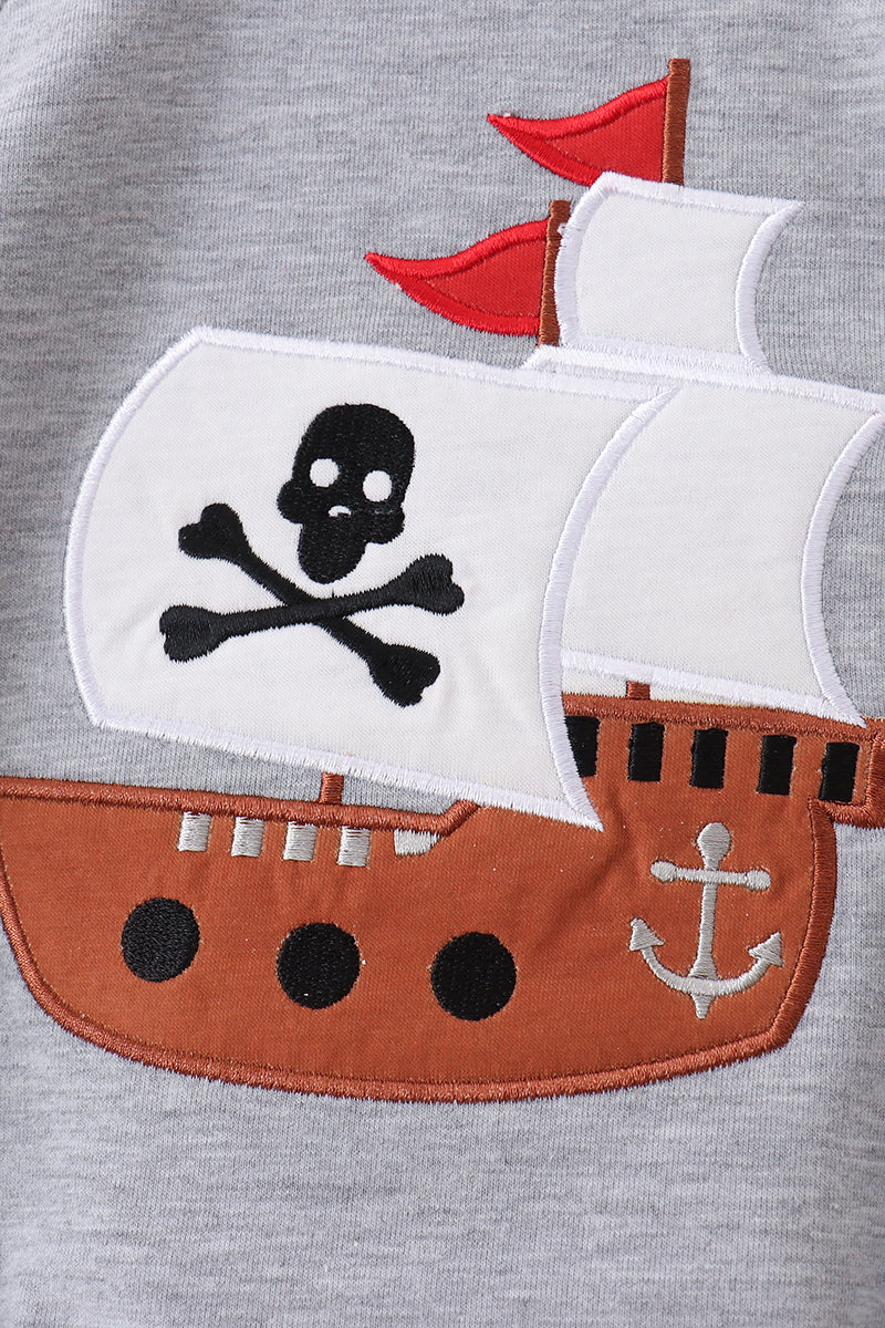 Gray Ship Applique Bubble - Aaria Tees Aaria Tees