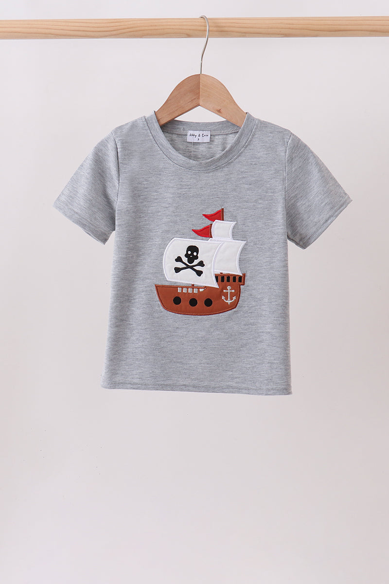 Gray Ship Applique Top - Aaria Tees