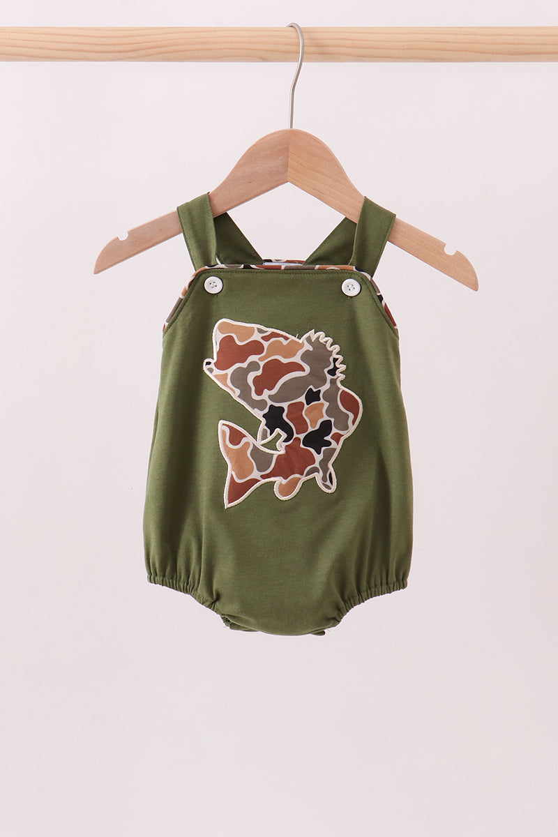 Camouflage bass applique bubble - Aaria Tees Aaria Tees