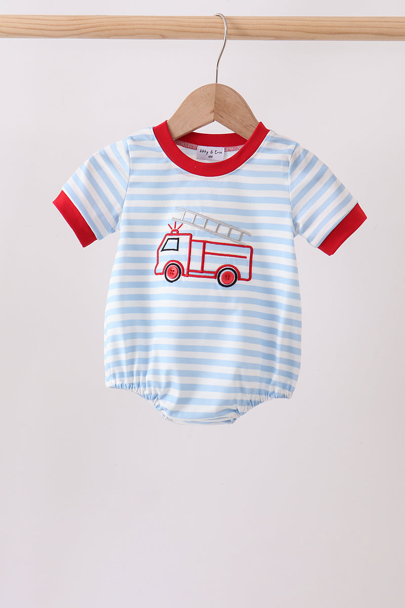  Aaria Tees