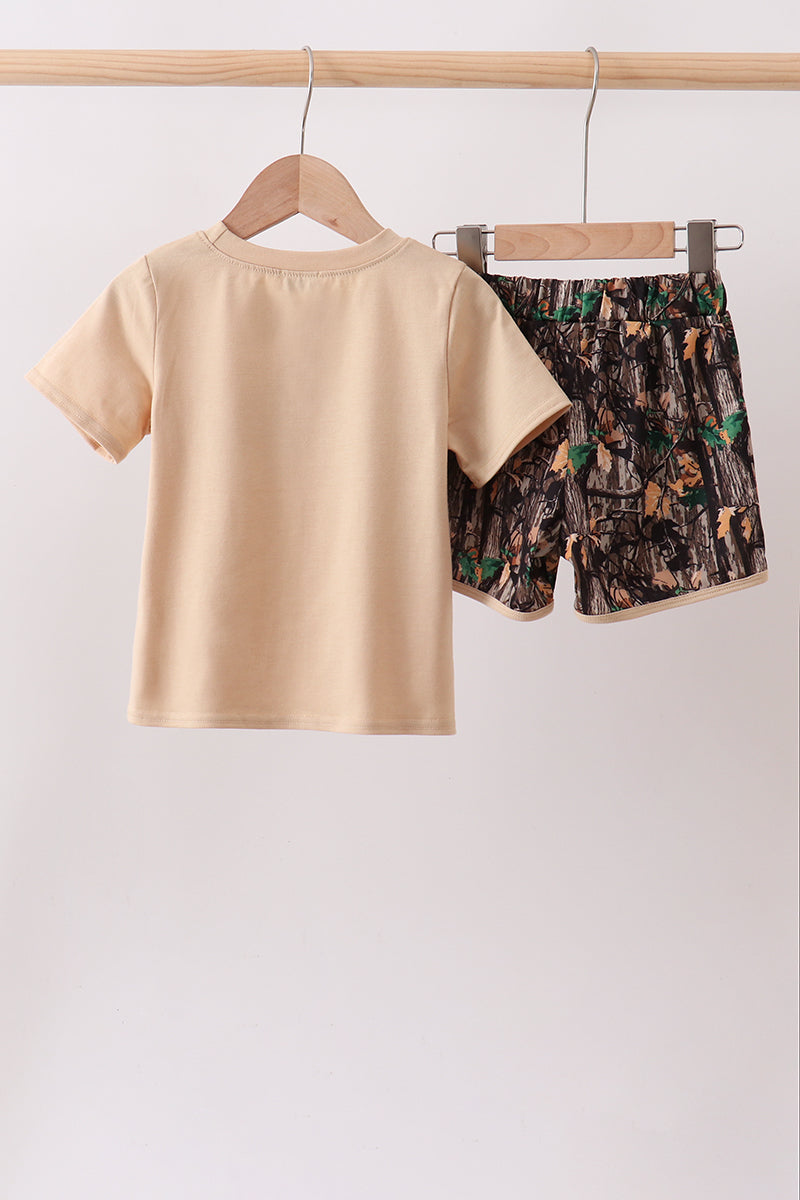  Aaria Tees