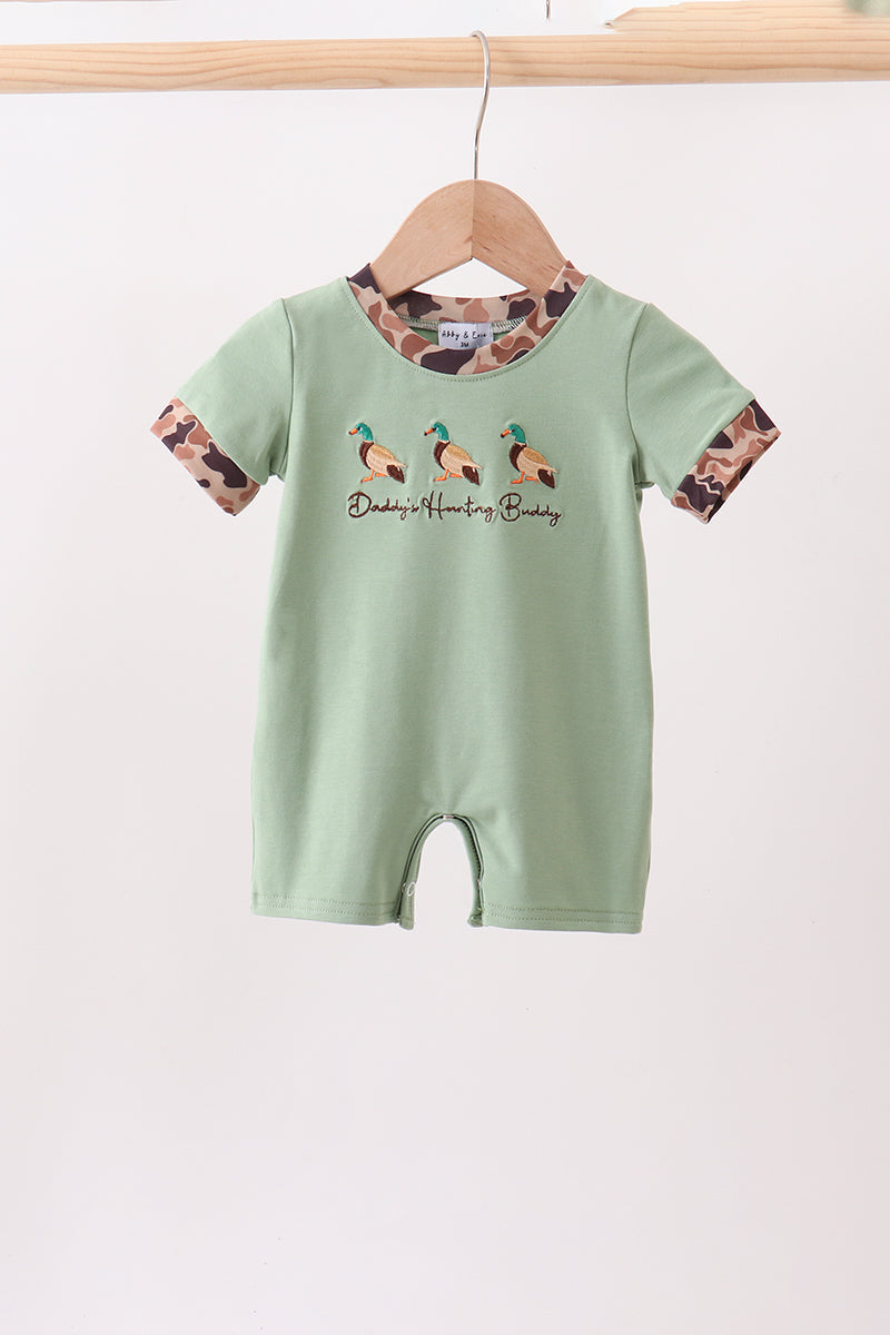  Aaria Tees