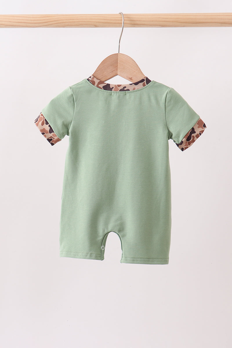  Aaria Tees