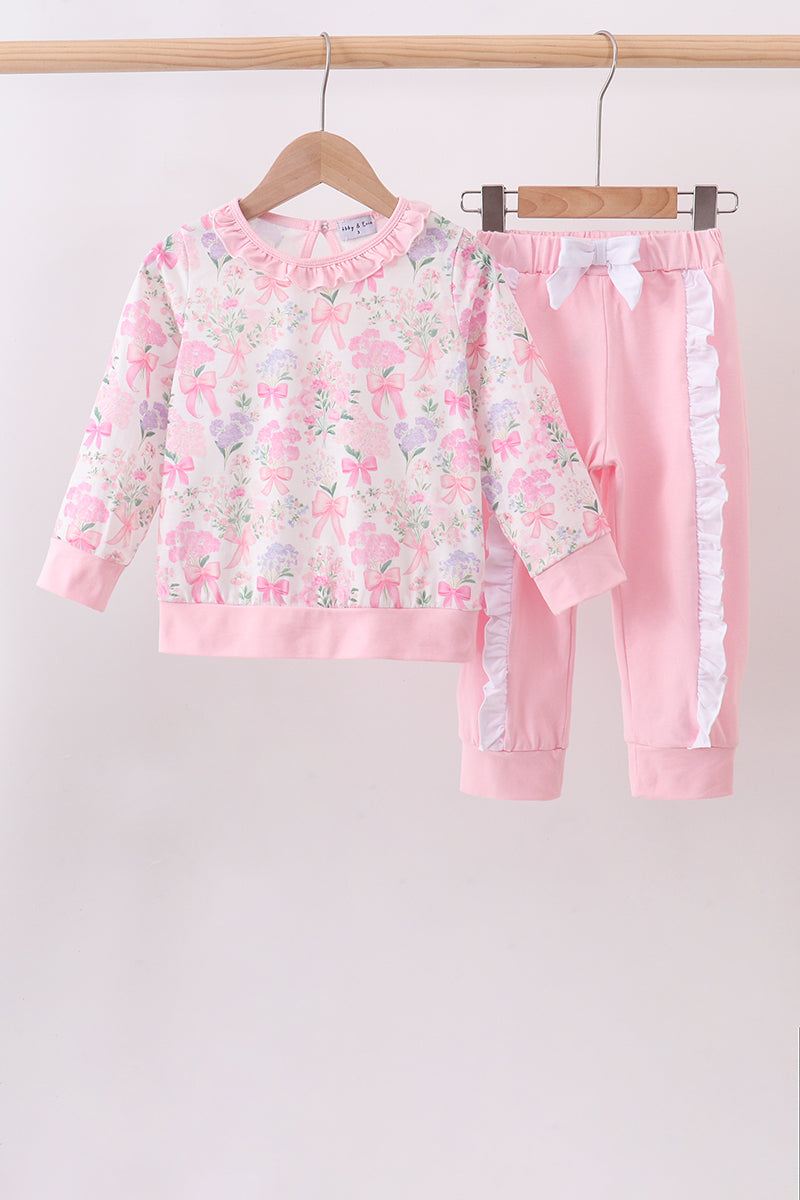  Aaria Tees