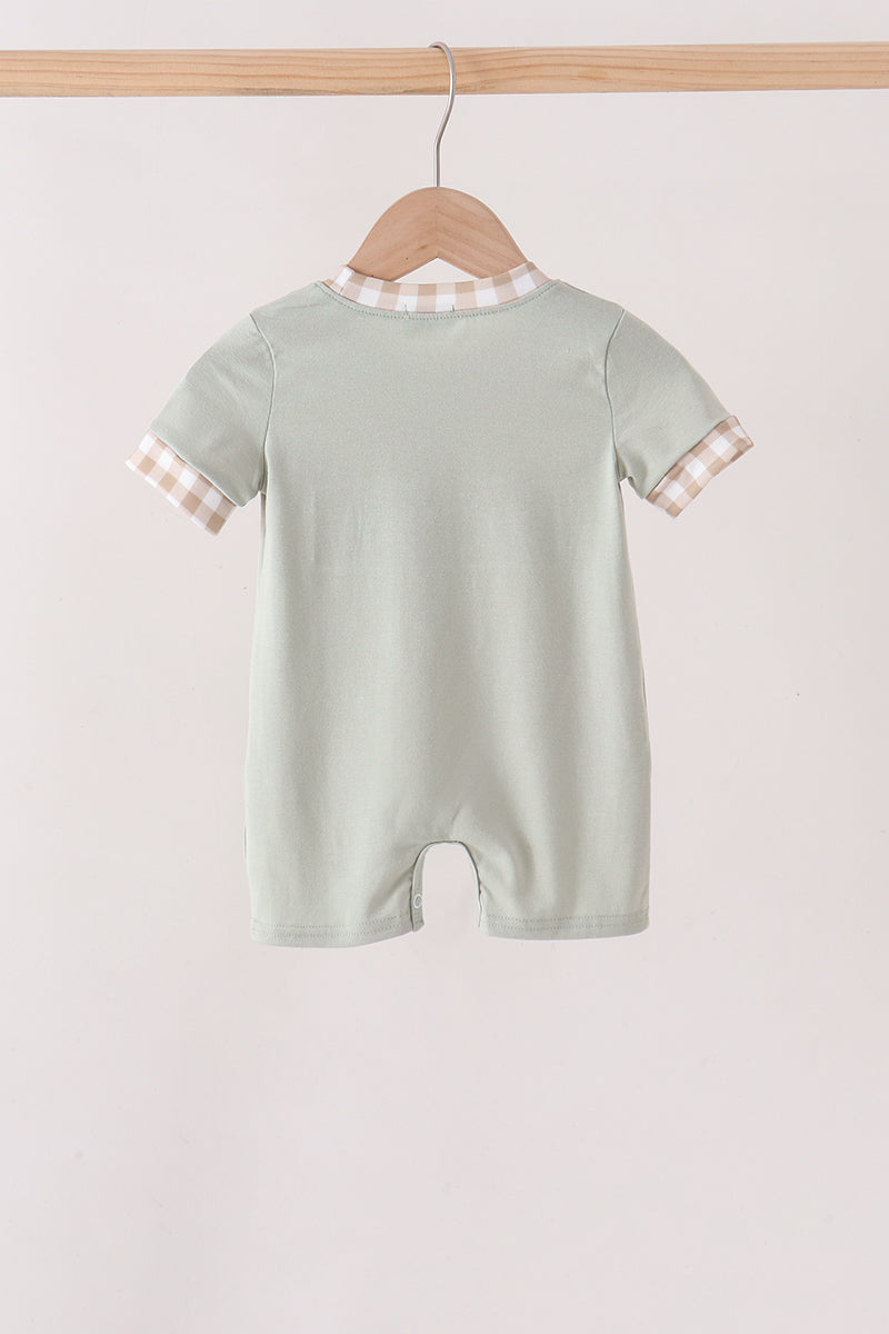  Aaria Tees
