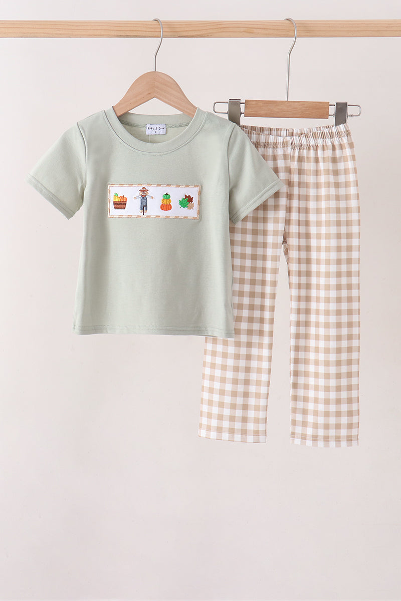  Aaria Tees