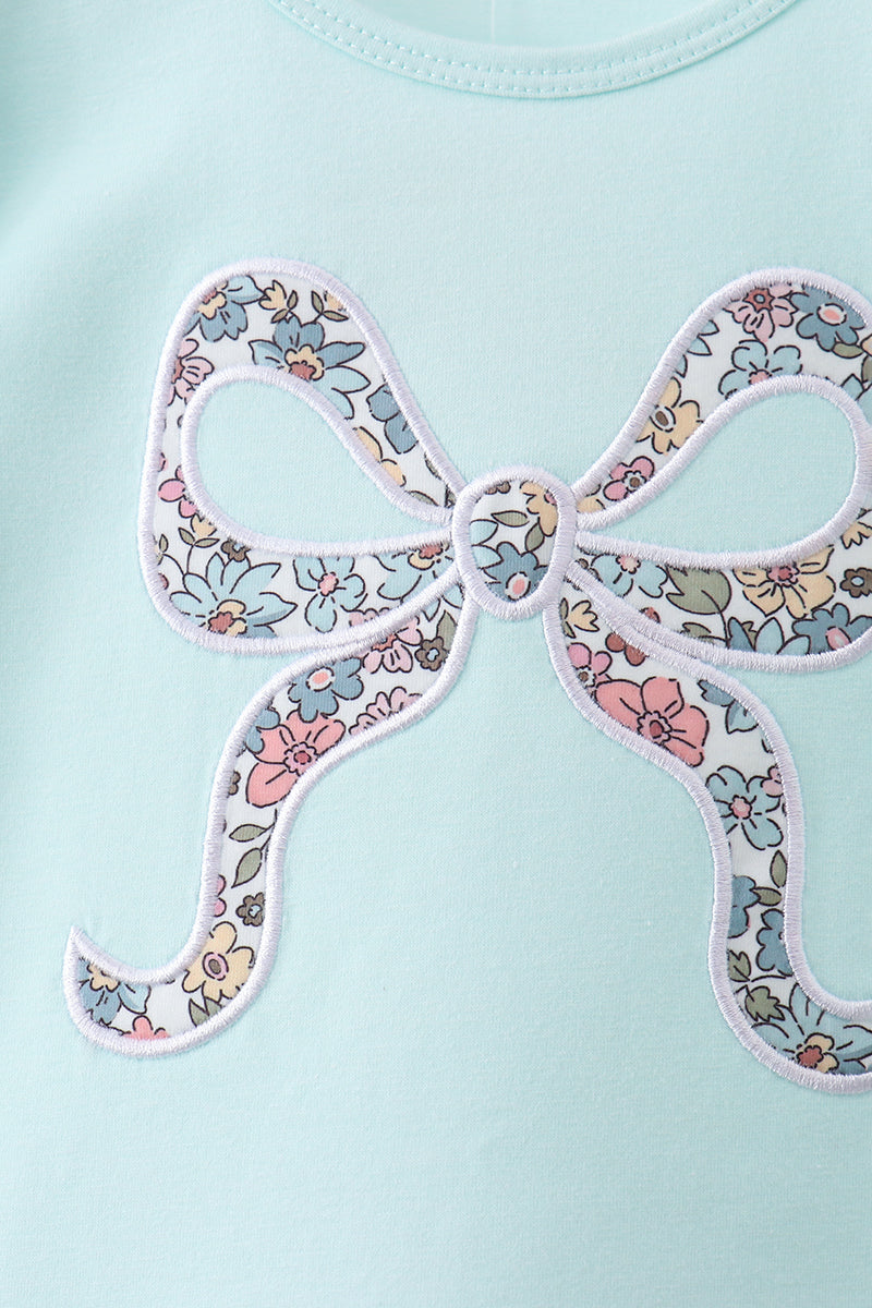  Aaria Tees