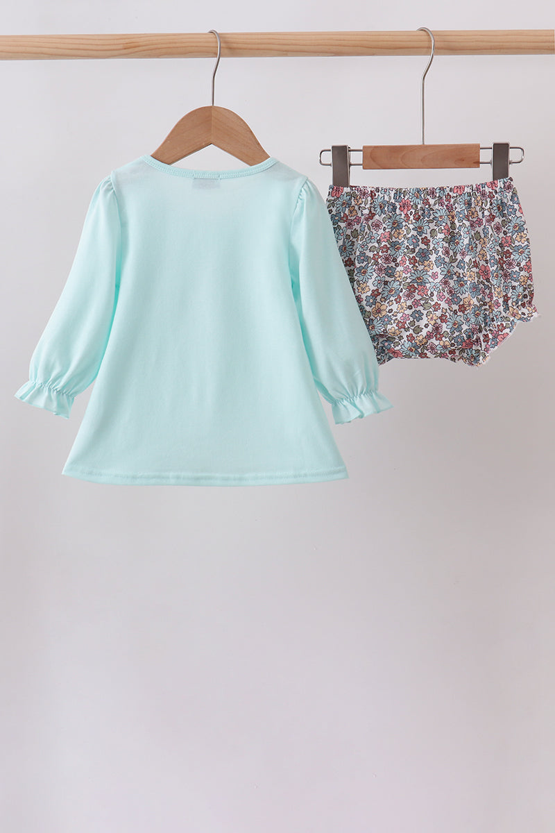  Aaria Tees
