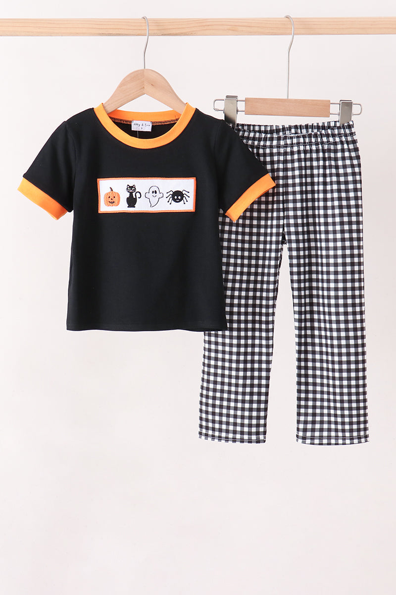  Aaria Tees