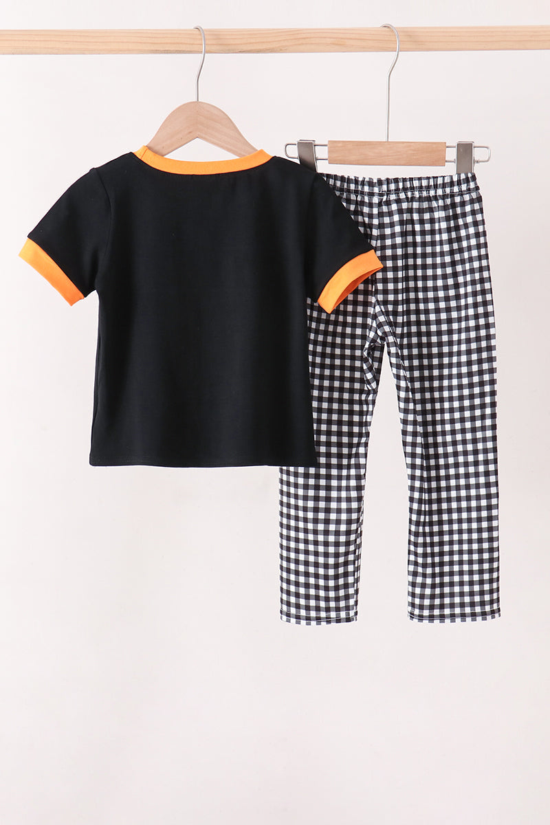  Aaria Tees