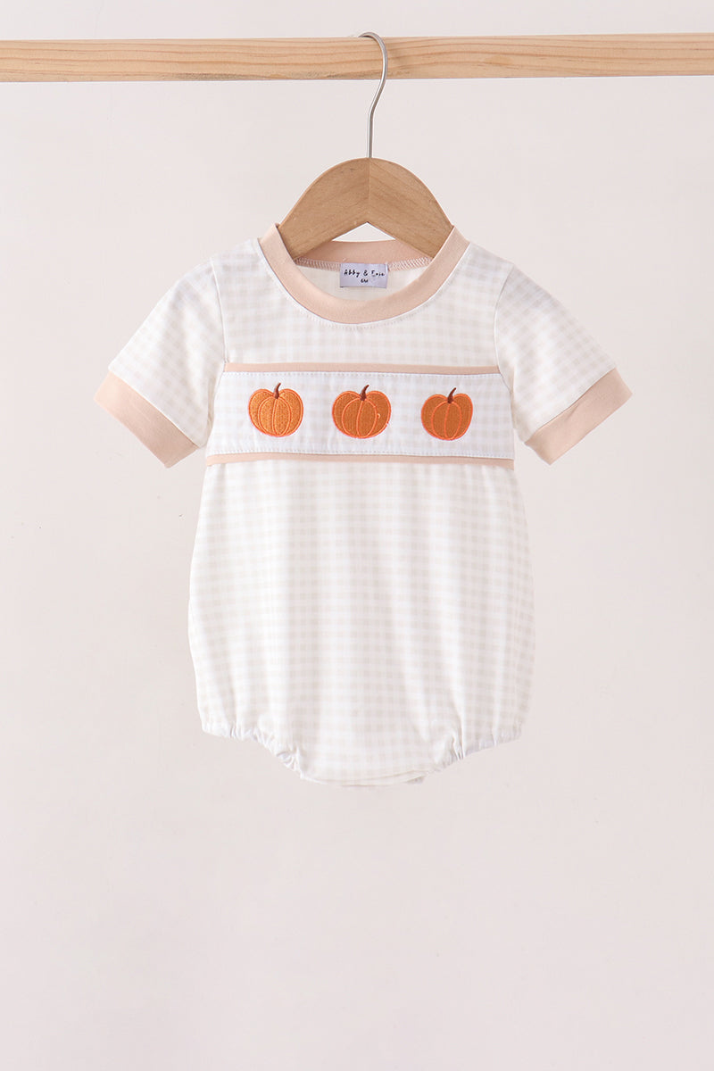  Aaria Tees