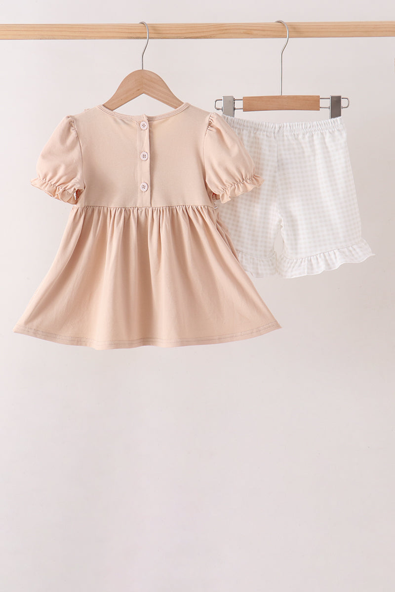  Aaria Tees