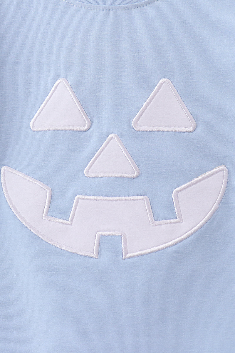  Aaria Tees
