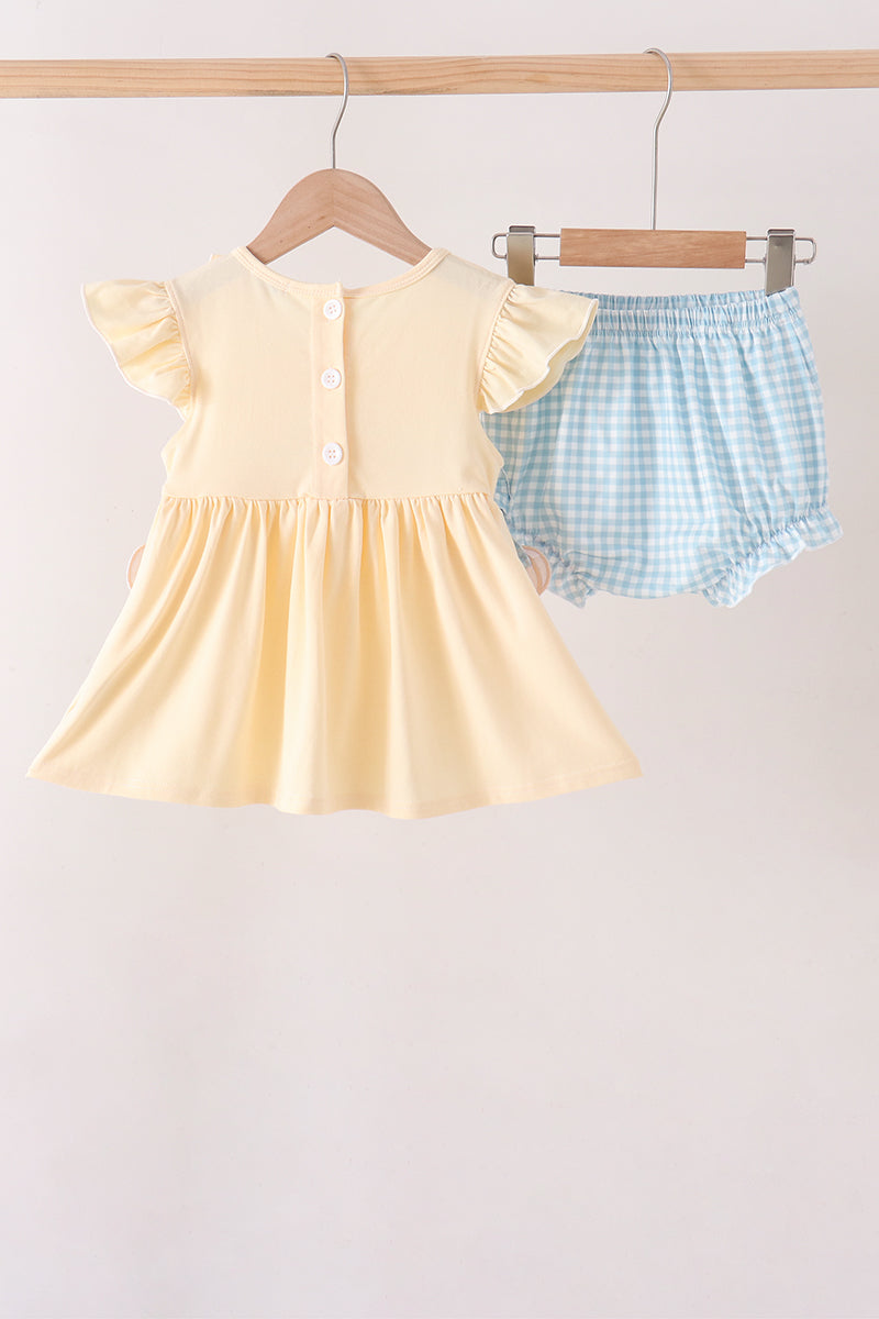  Aaria Tees