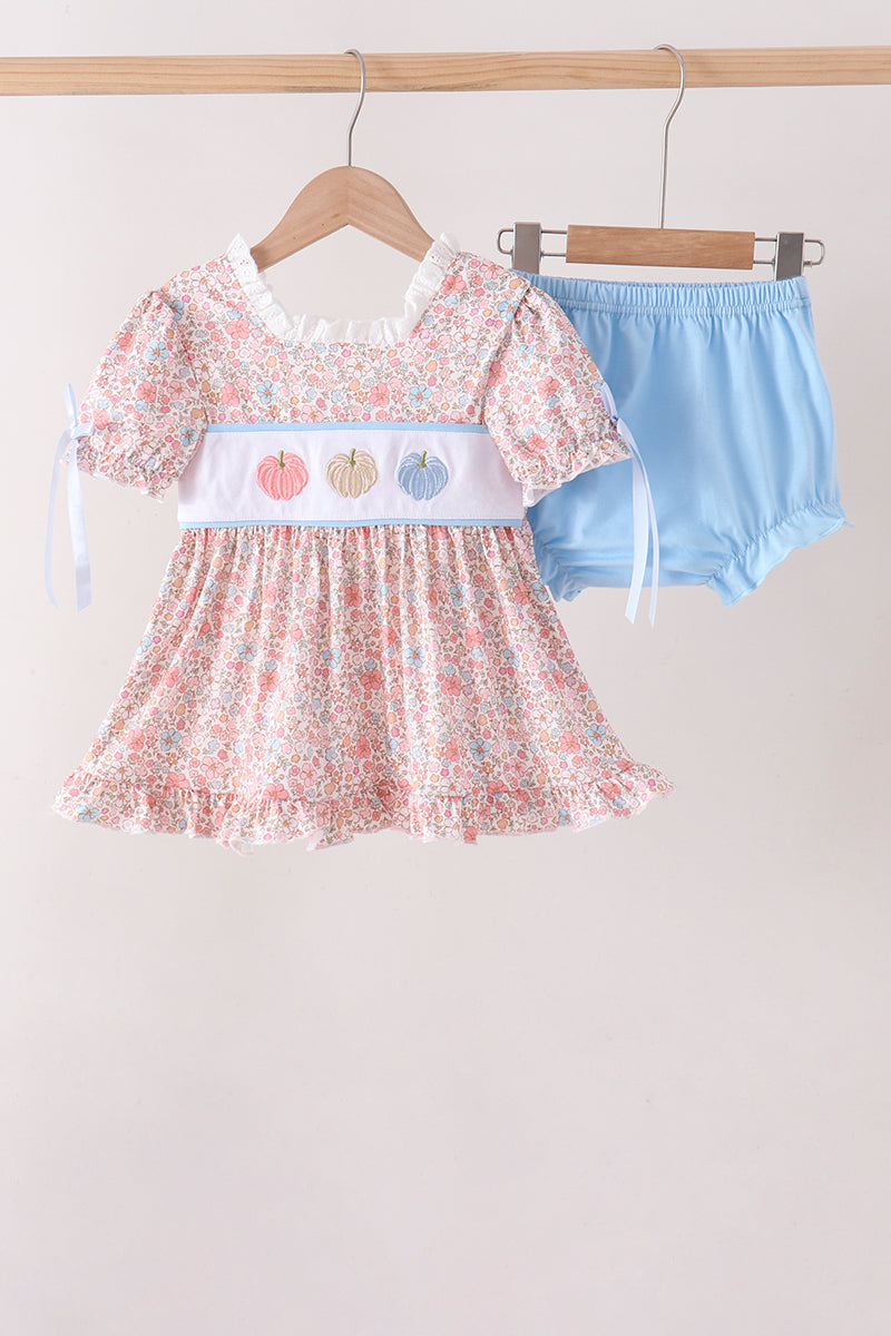  Aaria Tees