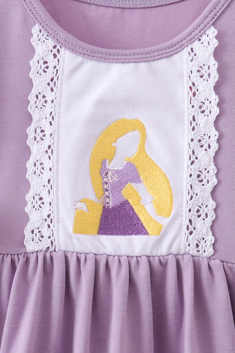  Aaria Tees