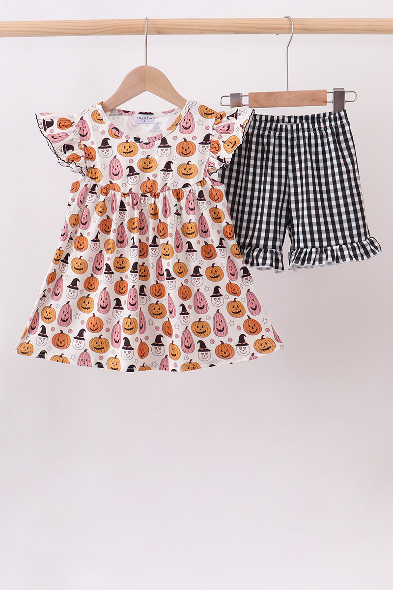  Aaria Tees